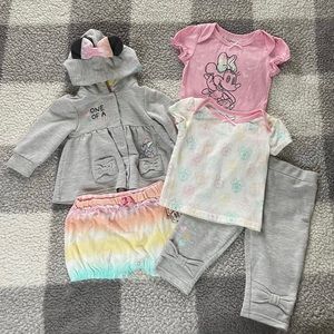 NWOT Disney 9m Minnie Mouse Tie Dye “One of a kind” 5-piece Layette Set